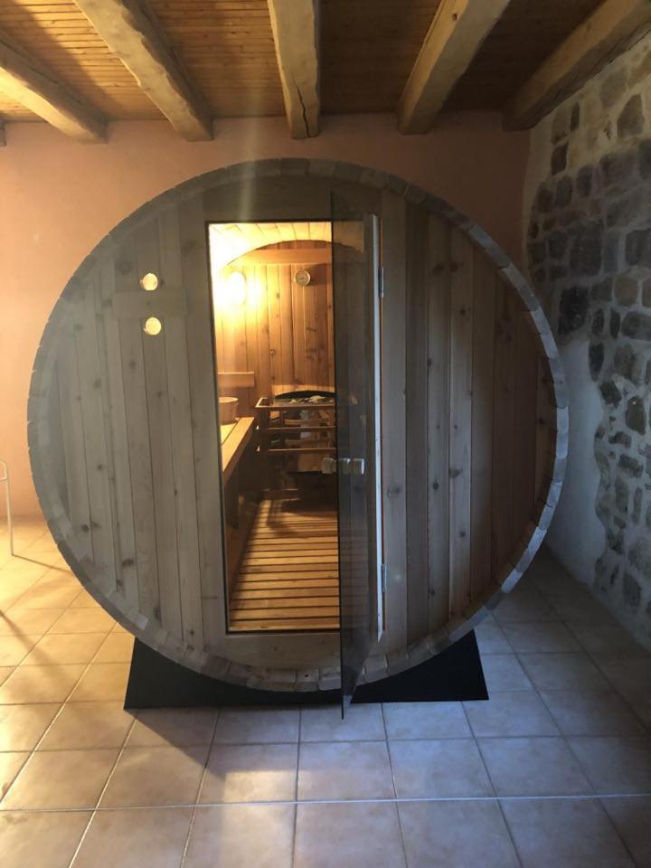 Le Moulin Des Oyes Acomodação com café da manhã Censeau Exterior foto